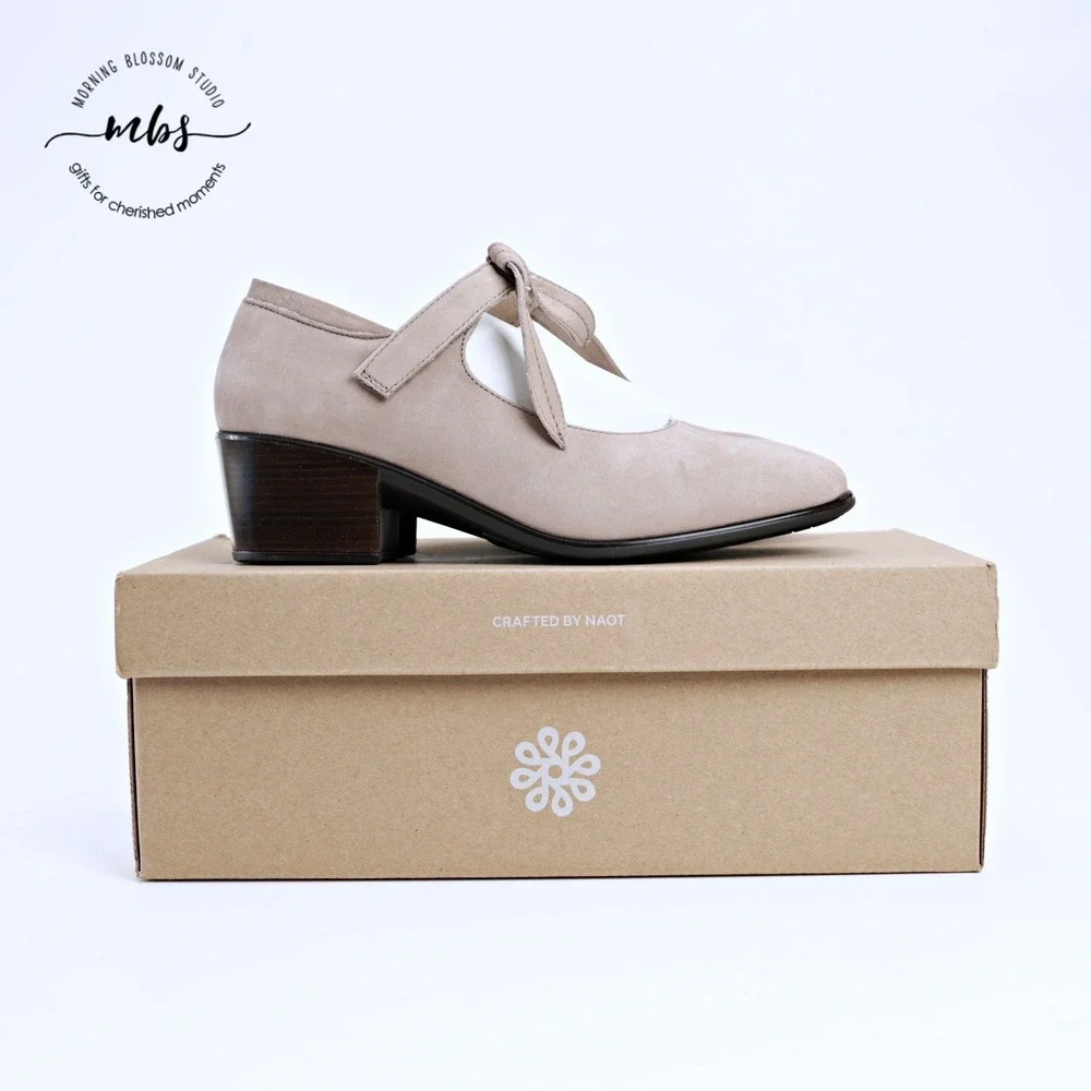 NIB Naot Nobility Mary Jane Crinkle Patent Leather Orthopedic Tan Women‎ 40